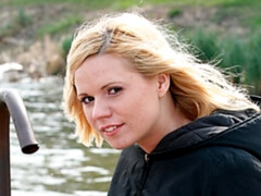 Arsch, Blondine, Blasen, Handjob, Natürlichen titten, Rasiert, Jungendliche (18+)