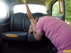 Enthousiasteling, Pijpbeurt, Brits, Bruinharig, Vingeren, Likken, Masturbatie, Vibrator