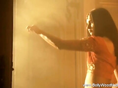 Dansen, Vrouw, Hd, Indisch, Moeder die ik wil neuken, Moeder, Alleen, Tieten likken