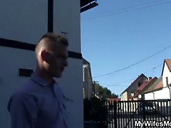 Arsch, Blondine, Blasen, Kehlenfick, Handjob, Milf, Mutti, Stiefmutter