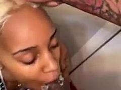 Amateur, Belle grosse femme bgf, Grosse bite, Blonde, Sucer une bite, Rondelette, Noir ébène, Nénés