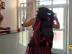 18 ans, Sucer une bite, Brunette brune, Collège université, Hd, Criant