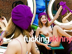 18 años, Tetas grandes, Universidad, Orgasmo, Coño, Solo, Tatuaje, Adolescente