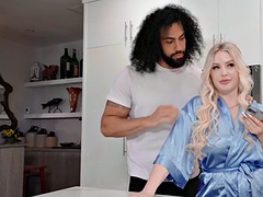 Grosse bite, Noire, Sucer une bite, Mignonne, Noir ébène, Interracial, Embrassement, Mère que j'aimerais baiser