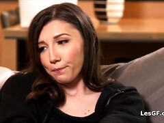 Lieveling, Grote mammen, Vingeren, Vriendin, Hardcore, Likken, Orgie, Trio