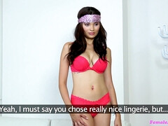 Cunnilingus, Amateur, Coche, Rostro sentado, Lesbiana, Oficina, Coño, Hijo