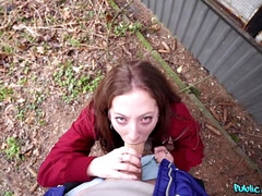 18 ans, Nana, Sucer une bite, Brunette brune, Argent, De plein air, Public, Adolescente