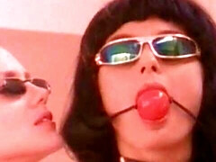 Klassisch, Weibliche domination, Lesbisch, Lecken, Muschi, Dürr, Entkleiden, Jungendliche (18+)