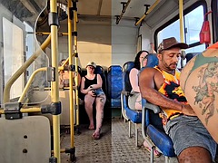 Pijpbeurt, Bruinharig, Sperma, Hardcore, Zoenen, Openbaar, Rijden, Slet