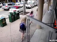 Pijpbeurt, Hondjeshouding, Likken, Rijpe lesbienne, Monster, Natuurlijke tieten, Kut duiken, Tiener