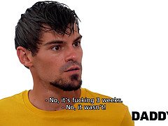 18 ans, Beauté, Tromperie, Papa, Européenne, Hongroise, Rousse roux, Adolescente