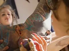 Anal, Consolador, Hd, Lamidas, Perforación, Tatuaje, Tetas, Juguetes