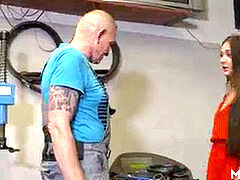 Минет, Брюнетки, Семяизвержение, Немки, В офисе, Крошечные, Чулки, Молоденькие