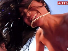 Asiático, Negro, Mamada, Peludo, Sexo duro, Al aire libre, Piscina, Montar