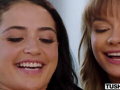 Анальный секс, Большая жопа, Большой член, Блондинки, Брюнетки, Хд, Молоденькие, Втроем