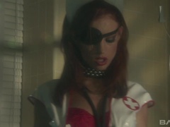 Morena, Corridas, Corridas faciales, Lencería, Tímido