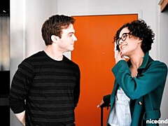 Anaal, Grote kont, Grote lul, Grote mammen, Pijpbeurt, Bruinharig, Hondjeshouding, Kort haar