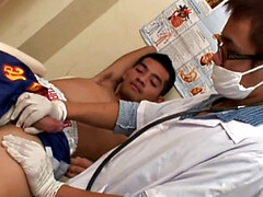 In den arsch, Asiatisch, Blasen, Kehlenfick, Klaffend, Schwul, Pornostars