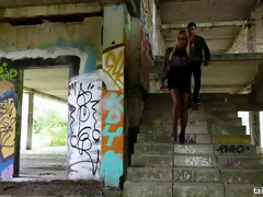 Amateur, Rubia, Vestidas, Pajear, Masturbación, Al aire libre, Satén, Medias largas