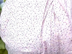 18 jaar, Huisgemaakt, Indisch, Rijpe lesbienne, Moeder, Orgasme, Stiefmoeder, Zuigen