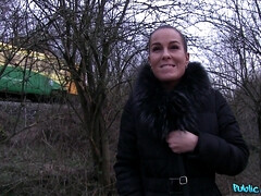 Ботинки, Брюнетки, Чешки, Европейки, Милф, На природе, Реалити, Тату