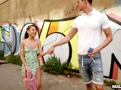 18 ans, Sucer une bite, Brunette brune, Hd, Adolescente