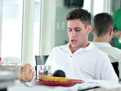 Nana, Gros seins, Hard