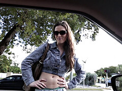 Culo, Tetas grandes, Mamada, Estilo perrito, Gafas, Aceite, Bragas, Coño