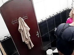 Enthousiasteling, Achter de coulissen, Pijpbeurt, Sperma in mond, Hd, Moeder die ik wil neuken, Kut duiken, Sperma