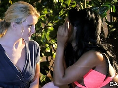 Culo, Chica, Tetas grandes, Erótico, Sexo duro, Interracial, Mamá, Tetas