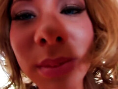 Schönheit, Grosser arsch, Grosse titten, Braunhaarige, Vollbusig, Hd, Latina, Titten