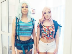 Anaal, Kont, Blond, Handbeurt, Hardcore, Natuurlijke tieten, Geschoren, Tiener