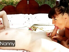 Grosse bite, Gros seins, Plantureuse, Rondelette, Classique, Mère que j'aimerais baiser, Maman, Nénés