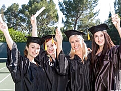 Slaapkamer, Grote kont, Masturbatie, Natuurlijke tieten, Kut duiken, Geschoren, Tiener, Tieten likken