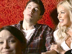 Минет, Подружка, На публике, Реалити, Молоденькие