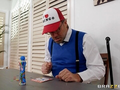 Tetas grandes, Garganta profunda, Ébano, Interracial, Enfermera, Orgía, Trio, Tetas