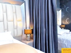 Her beauty shines in LiveJasmin Private