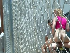 Grote mammen, Pijpbeurt, Sperma shot, Hondjeshouding, Hardcore, Hd, Natuurlijke tieten, Openbaar