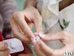 Брюнетки, Пальцем, Секс без цензуры, Поцелуи, На природе, Бассейн, Киски, Наездница