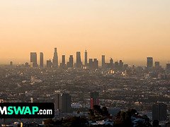 Grosser arsch, Grosse titten, Blasen, Spermaladung, Handjob, Lecken, Muschi, Stiefmutter