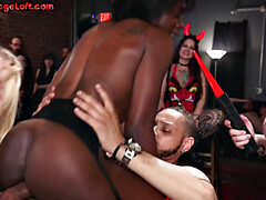 In den arsch, Arschlecken, Domination, Fetisch, Klaffend, Lingerie, Öffentlich, Spanner