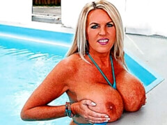 Grosser arsch, Grosse titten, Bikini, Fingern, Klaffend, Milf, Pool, Solo