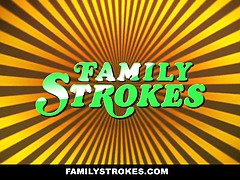 Grosser schwanz, Blasen, Spermaladung, Tochter, Hardcore, Hd, Rasiert, Jungendliche (18+)