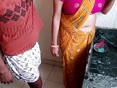 Grosser arsch, Paar, Papi, Tochter, Hd, Küche, Ablutschen, Jungendliche (18+)