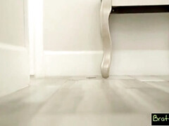 Grosse bite, Gros seins, Tir de sperme, Gorge profonde, En levrette, Chatte, Chevaucher, Rasée