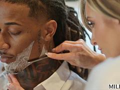 Verga grande, Tetas grandes, Mamada, Morena, Ébano, Pajear, Madres para coger, Montar