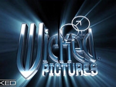 Passionate Lesbian Kissing & Sensual Love Making - Wicked - Bunny colby