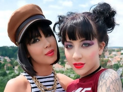 Culo, Mamada, Pajear, Interracial, Lencería, Orgía, Adolescente, Tetas