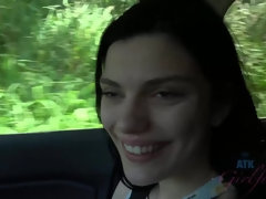 Sucer une bite, Doigter, Exhib, Petite amie, Orgasme, De plein air, Pov, Voyeur