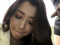 Asiatisch, Gruppensex, Behaart, Küssen, Milf, Im freien, Öffentlich, Vibrator